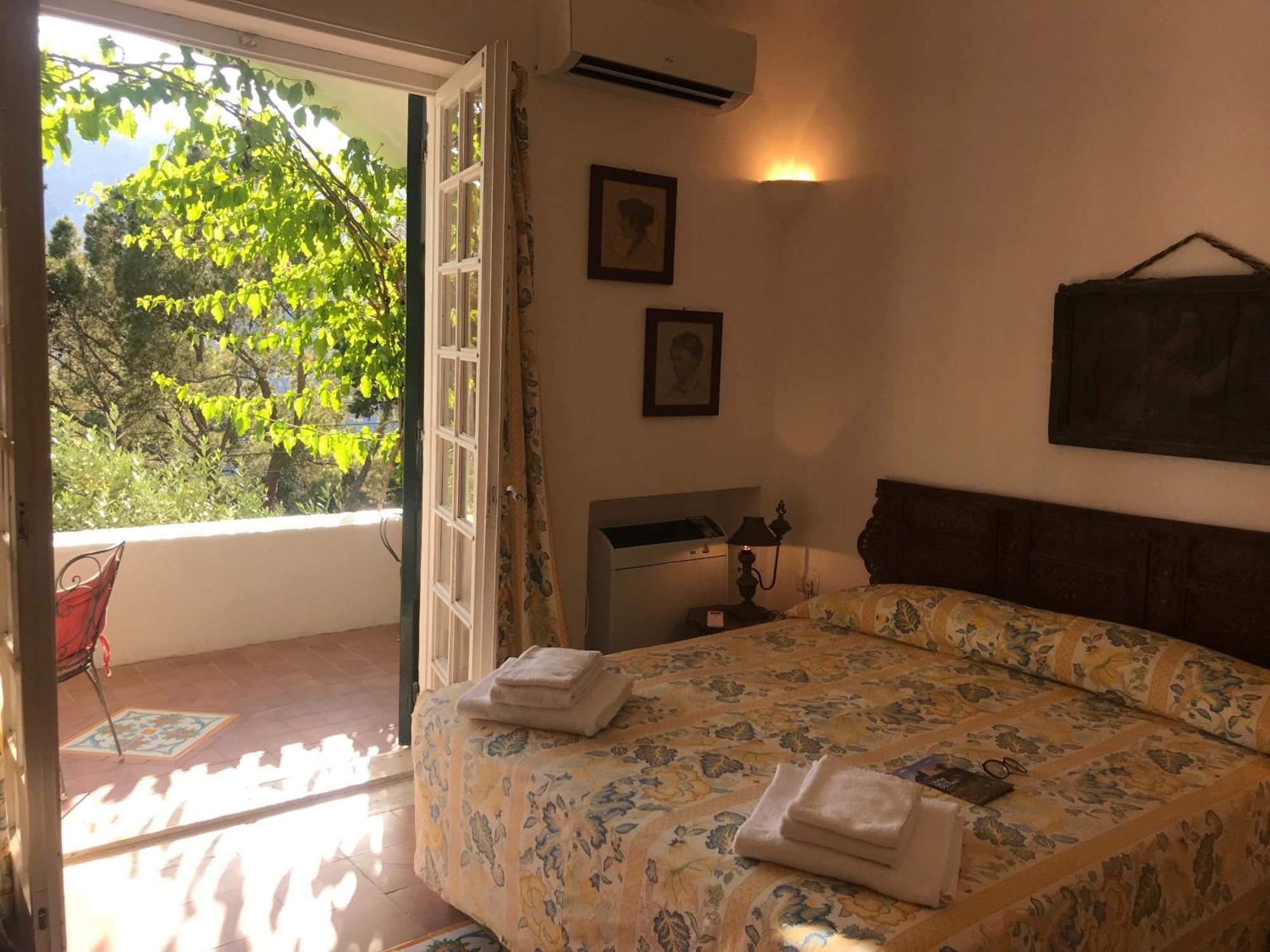 Villa Guya กาปรี ภายนอก รูปภาพ